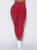 Zoomed in front view of our maroon shape leggings 