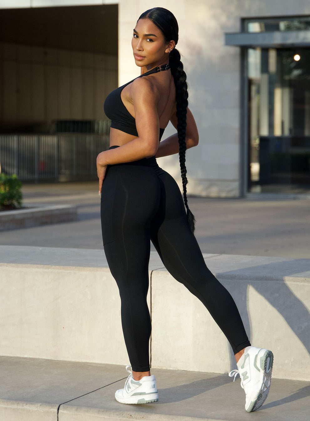 V Back Leggings | Black | Bombshell Sportswear