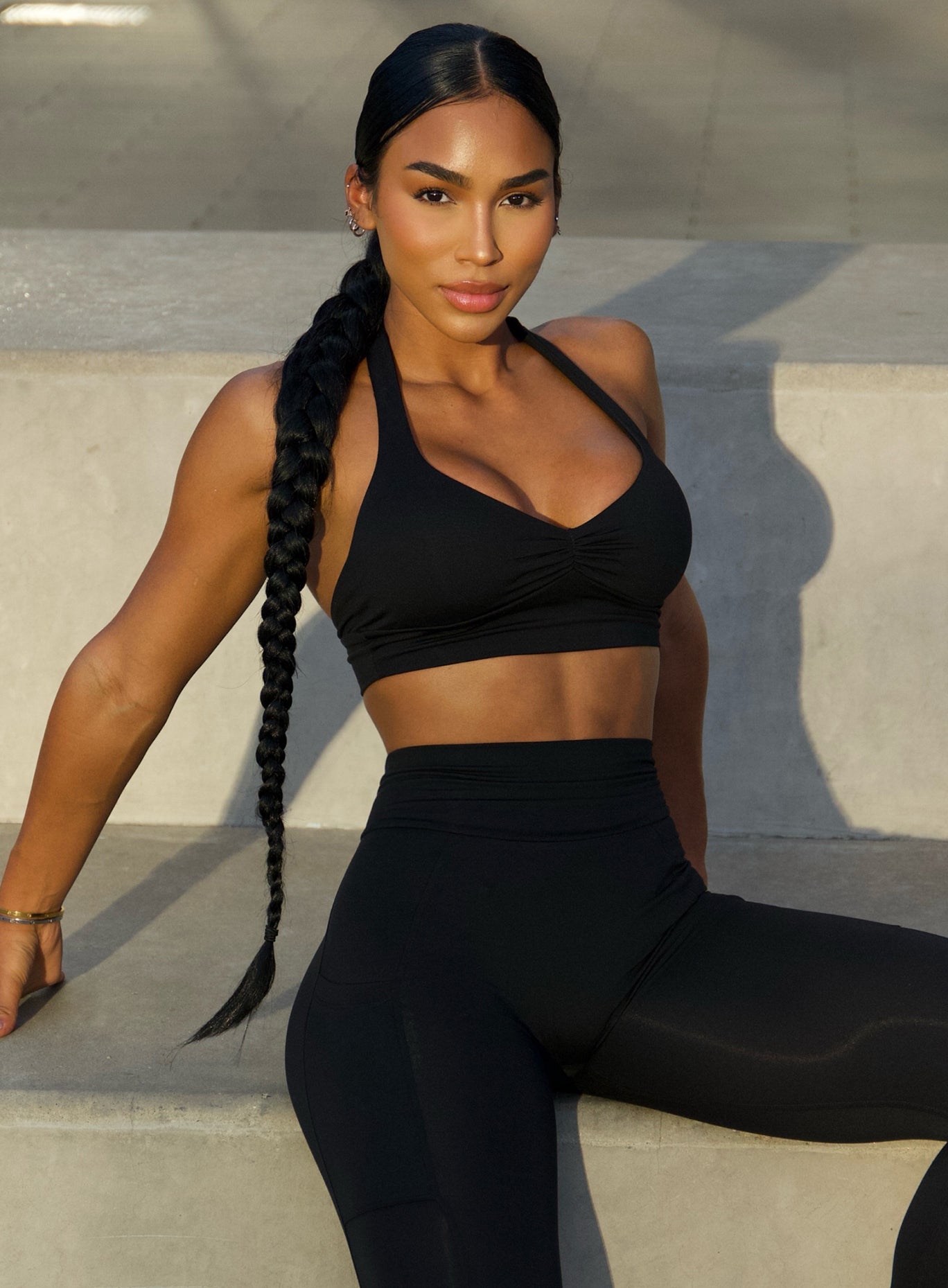 Backless Bra | Black | Bombshell Sportswear